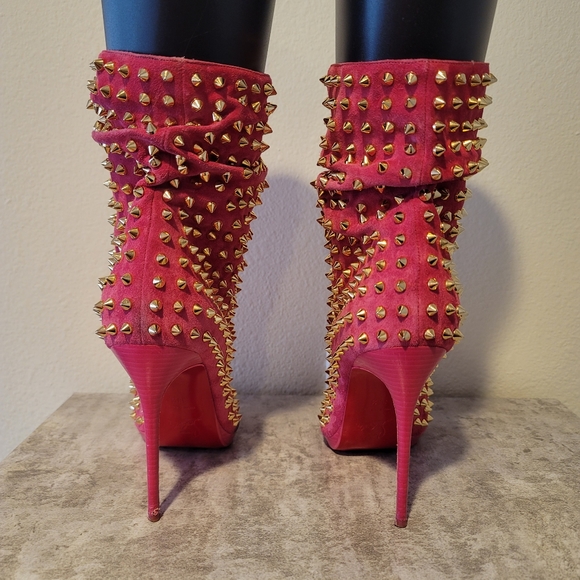 Pink Louboutin Guerilla Spiked Slouchy Booties 38.5 - Picture 6 of 10